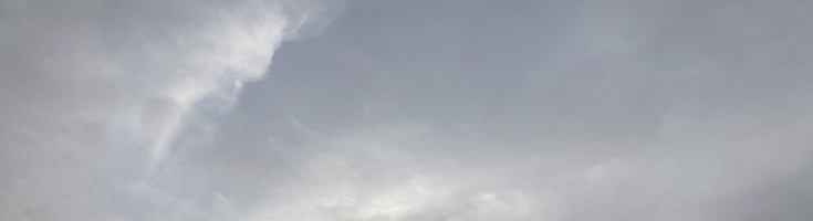 不思議と現実をつなぐのは